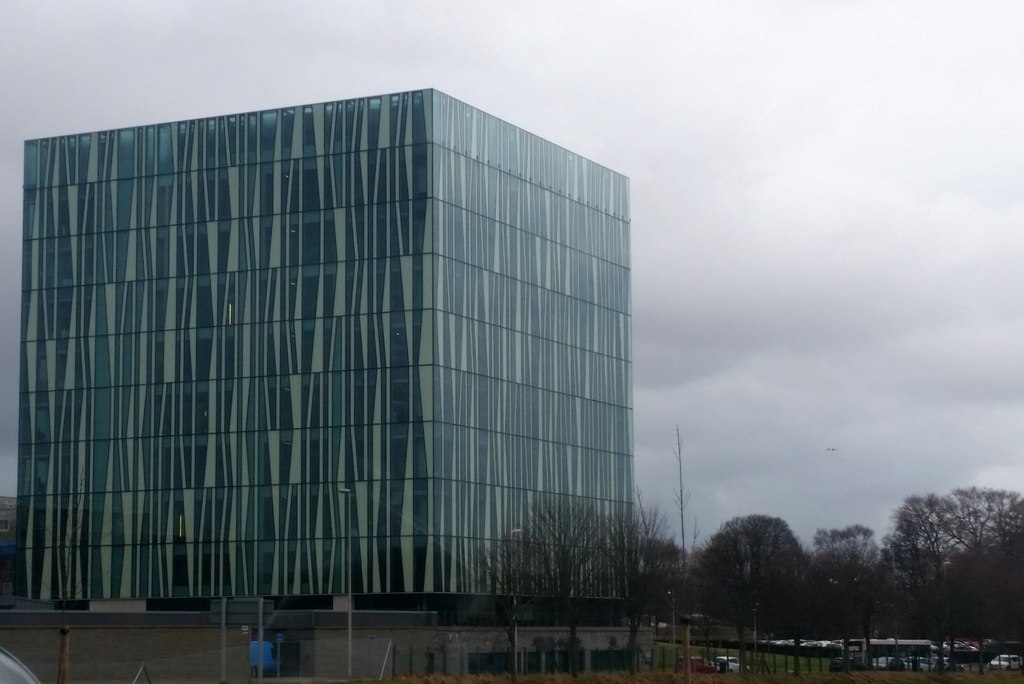 Sir Duncan Ris Bibliotek - Aberdeen AB24 | Secret World Trip Planner