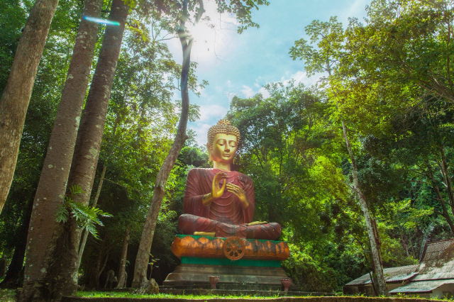 Wat Tham Ta Pan - Tambon Tham Nam Phut | Secret World Trip Planner