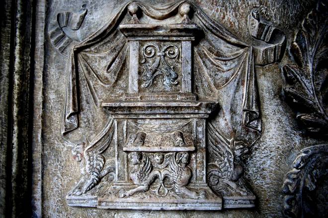 Kaburi la Dracula - Napoli | Secret World Trip Planner