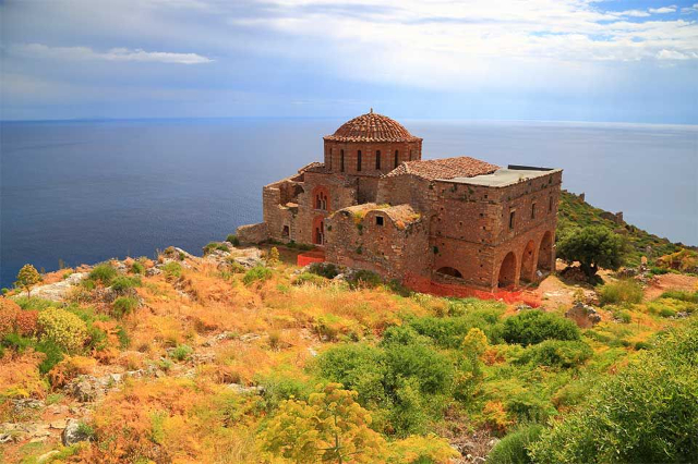 Agia Sofia-kirken - Monemvasia | Secret World Trip Planner