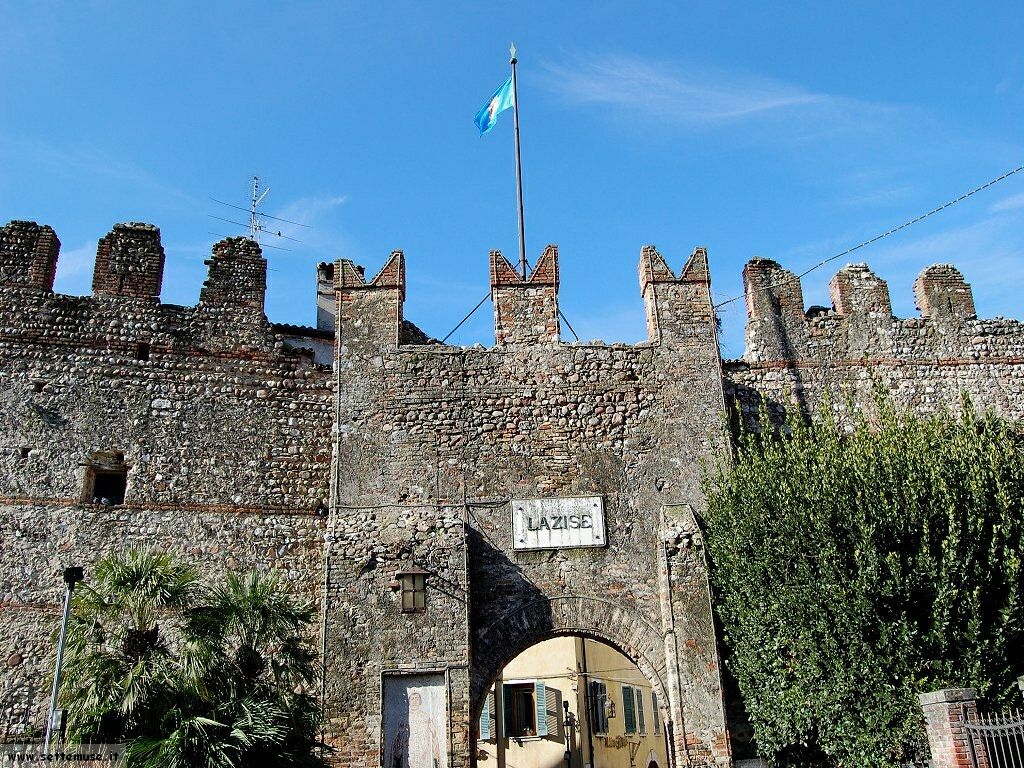 Fes-m'ho saber - Verona | Secret World Trip Planner