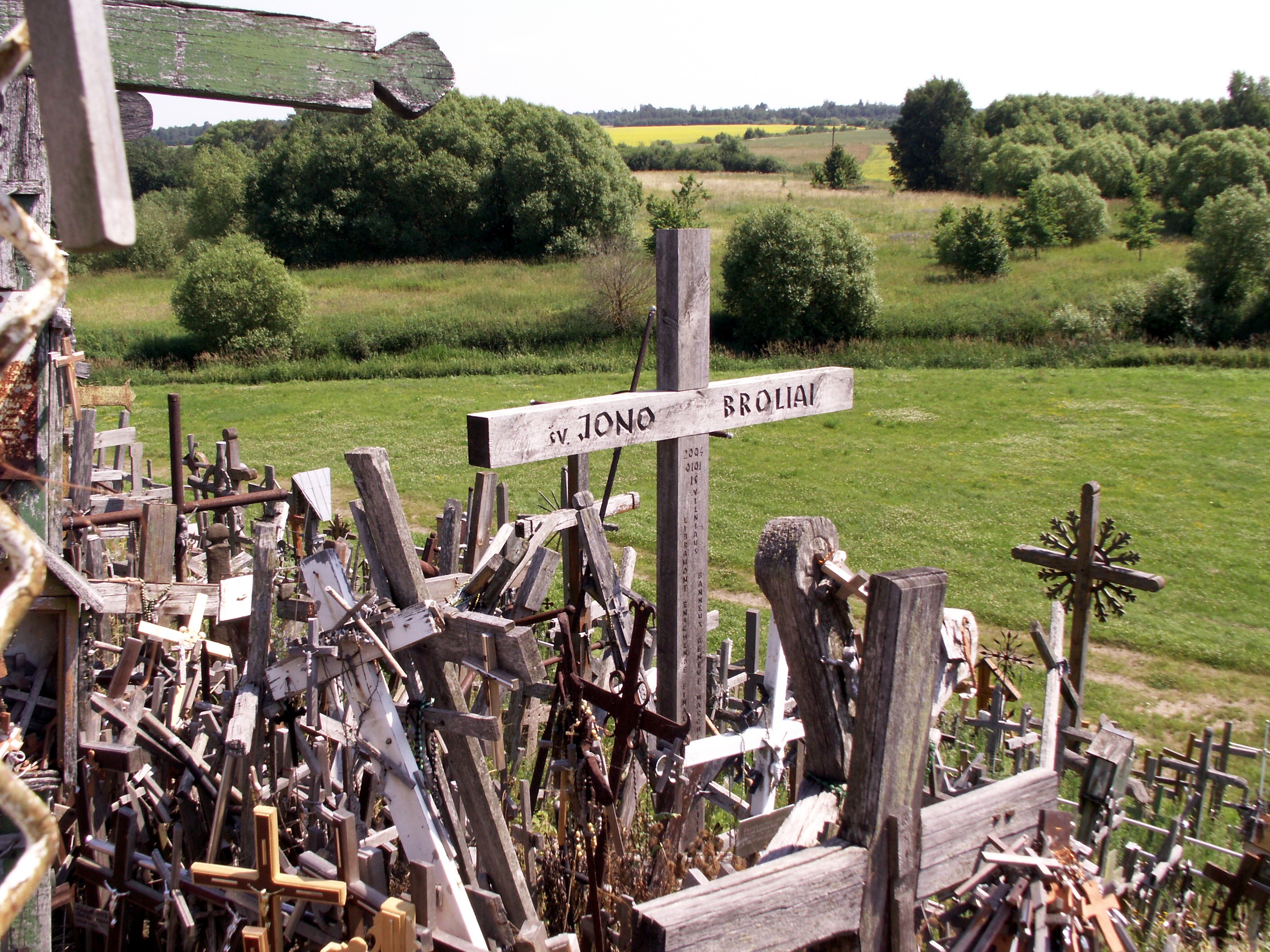 Bukit Salib adalah tempat sacral yang unik - Jurgai?iai | Secret World Trip Planner