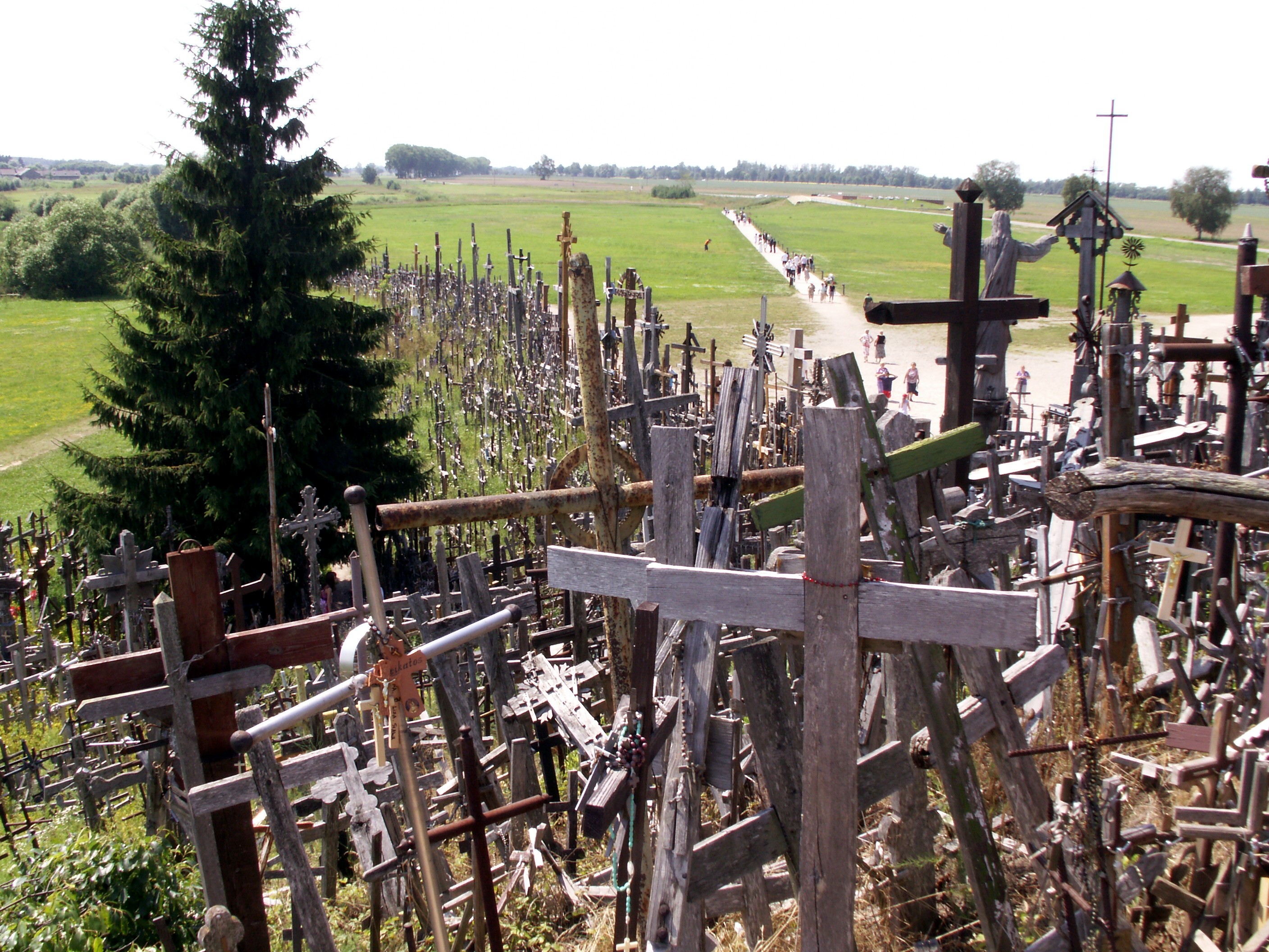 Bukit Salib adalah tempat sacral yang unik - Jurgai?iai | Secret World Trip Planner