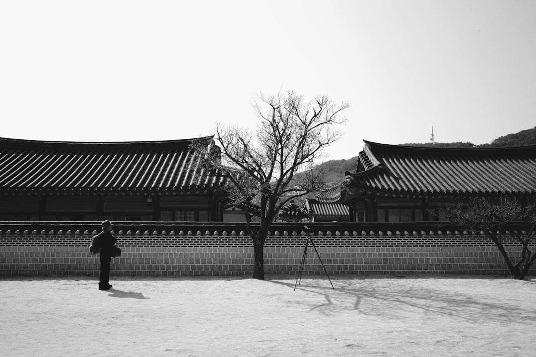 The second largest palace in Seoul is Changdeokgung - Jongno-gu | Secret World Trip Planner