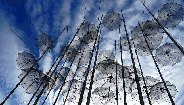 Parasole: Latarnia sztuki i inspiracji w Salonikach - Thessaloniki | Secret World Trip Planner