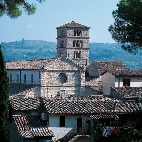 Abadia de Farfa - Farfa | Secret World Trip Planner