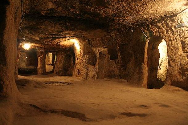 Les sombres labyrinthes de Derinkuyu