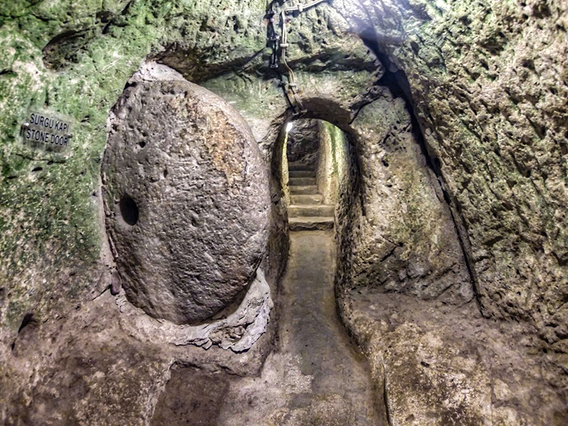 Les sombres labyrinthes de Derinkuyu
