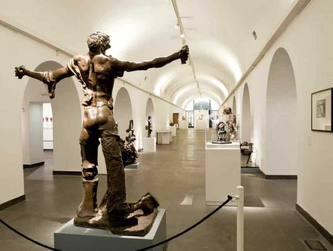 Sant'elmo Kalesi ve Yirminci Yüzyıl Müzesi