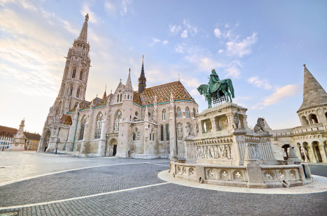 Mato bažnyčia - Budapest | Secret World Trip Planner