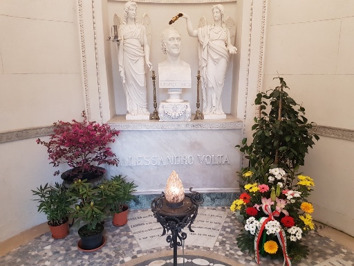 Hrob Camnago alebo Alessandro Volta