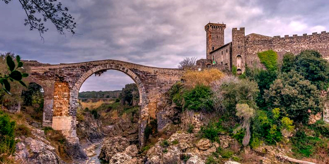 Castelo de Abbadia - Museo archeologico nazionale di Vulci | Secret World Trip Planner