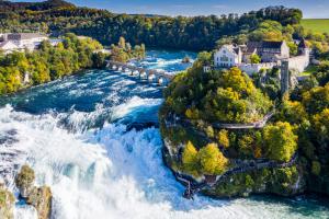 Rheinfall Ren Nehri Uzerindeki Muhtesem S Secret World