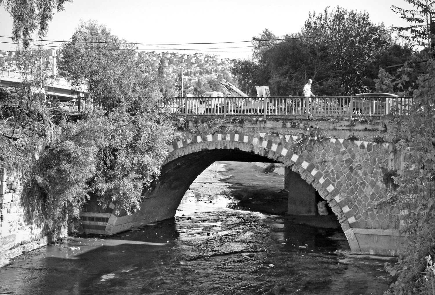 Guinness Caravan Bridge The Oldest Bridge In The World Secret World Guinness Caravan Bridge The Oldest Bridge In The World Secret World