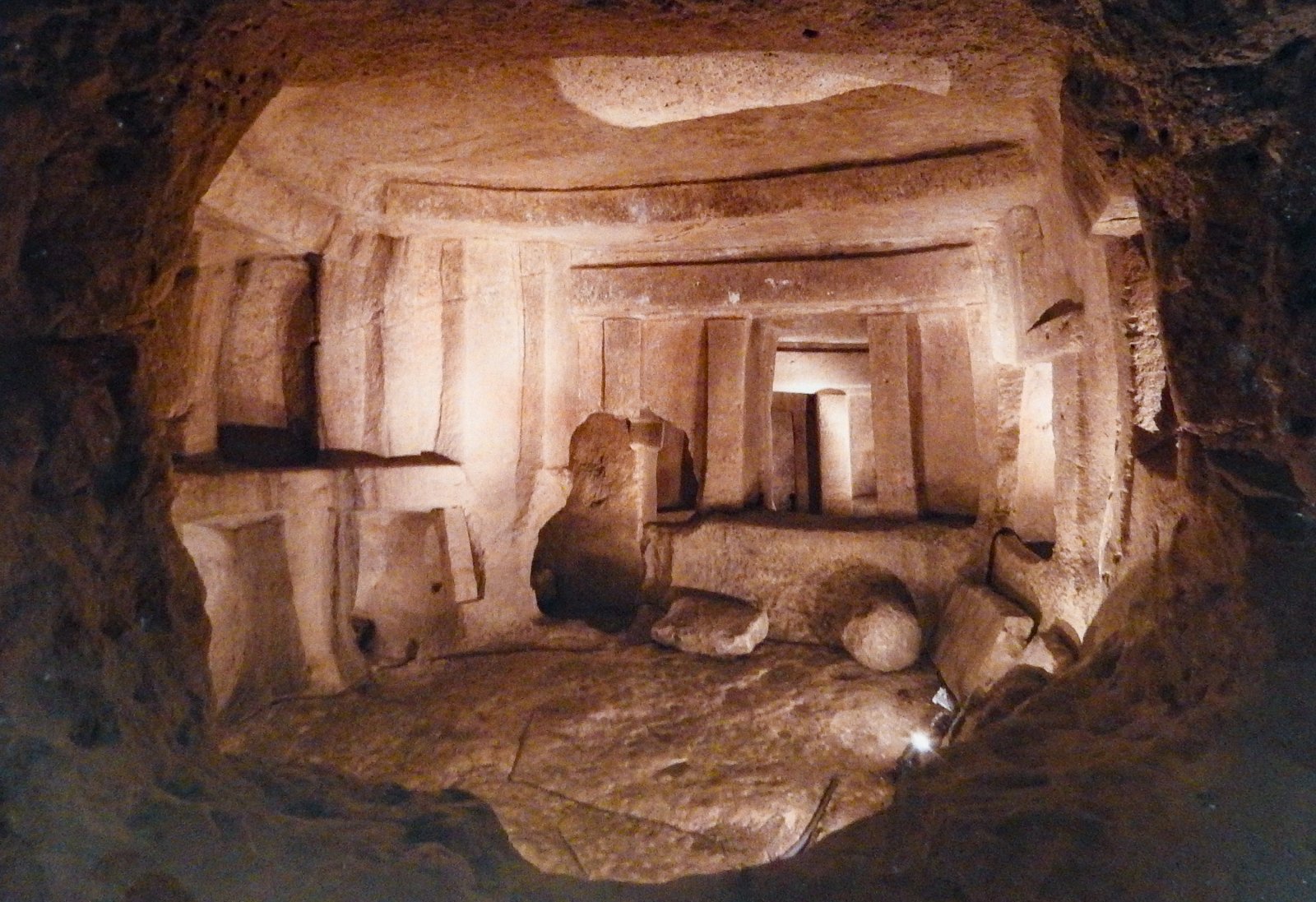 Hal-Saflieni Hypogeum:an teampall faoi thalamh - Ra?al ?did | Secret World Trip Planner