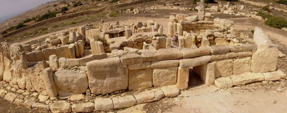 Ħaġar Qim ಒಂದು ಪ್ರಾಚೀನ ಶಿಲಾಯುಗದ ದೇವಾಲಯ ಮಾಲ್ಟಾ - Il-Qrendi | Secret World Trip Planner