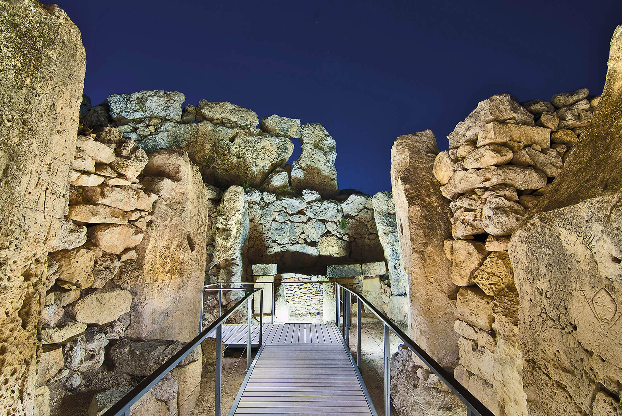 Chrámy Ġgantija: druhý nejstarší chrám na světě - Ix-Xag?ra | Secret World Trip Planner