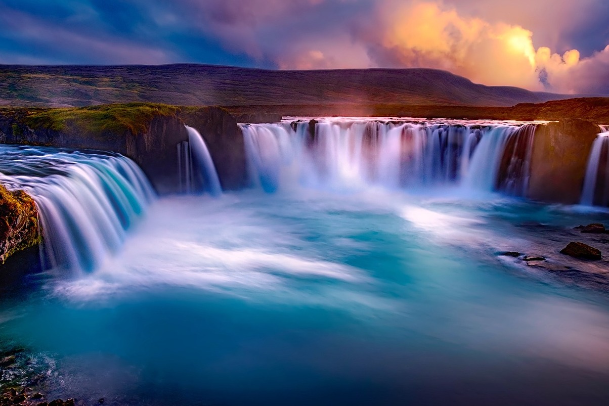 Islande | Cascada de Godafoss - Goðafoss Waterfall | Secret World Trip Planner