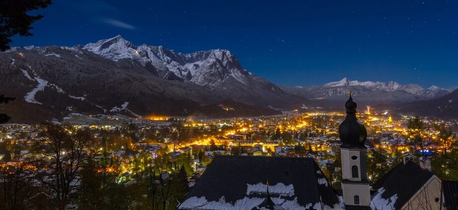 Garmisch, vid foten av Tysklands högsta berg - Garmisch-Partenkirchen | Secret World Trip Planner