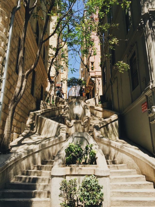 Staighre Camondo - Bankalar Cd. NO:10 | Secret World Trip Planner