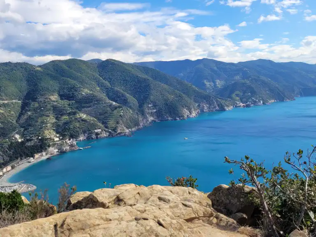 पुन्टा मेस्को प्रोमोन्टरी - punta Mesco | Secret World Trip Planner