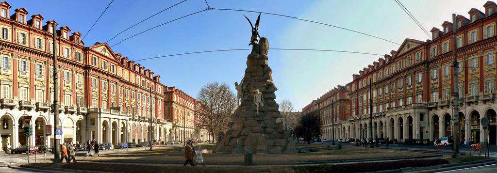 Площа Статуту