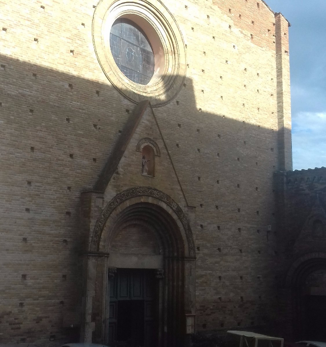 Co-Kathedrale Kirche San Domenico - Fermo | Secret World Trip Planner