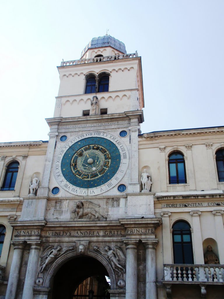 นาฬิกา Astrario - Padova | Secret World Trip Planner