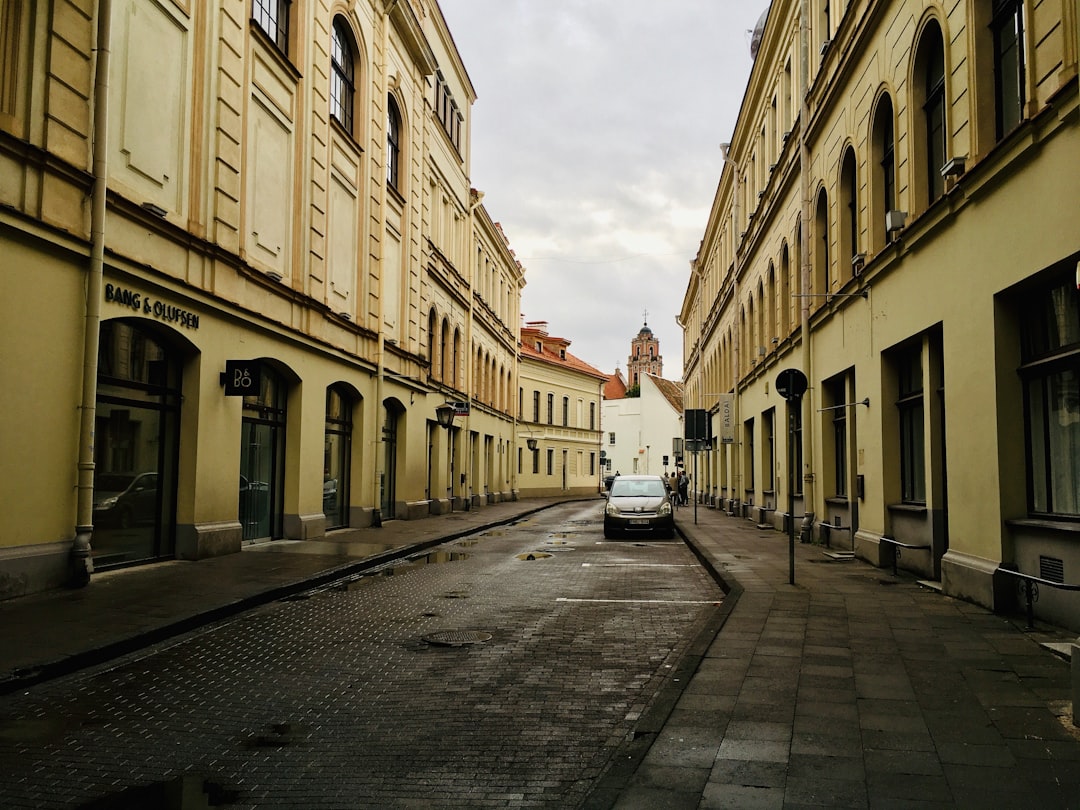 Frumoasa Stradă Vokieciu - Vilnius | Secret World Trip Planner
