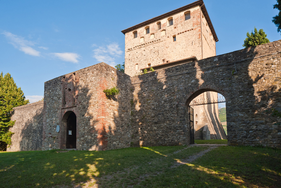 An Caisleán Malaspina Dal Verme - Bobbio | Secret World Trip Planner