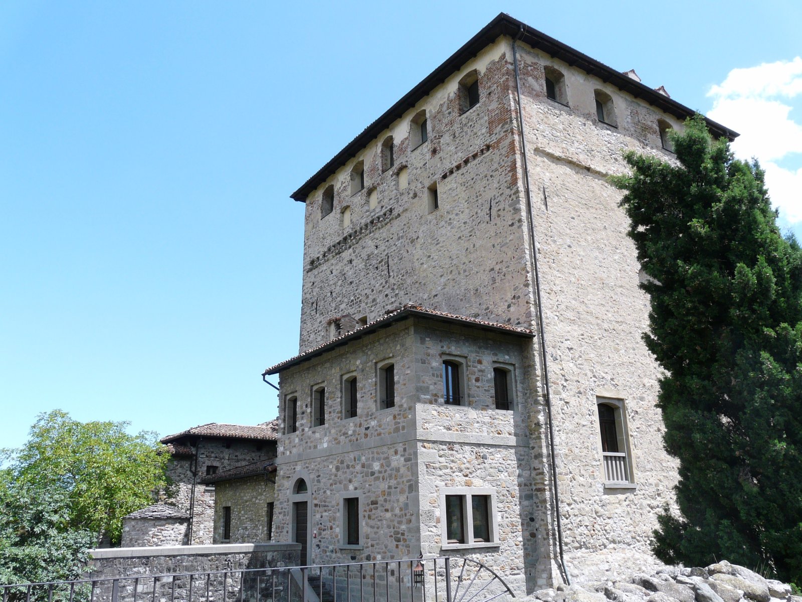 An Caisleán Malaspina Dal Verme - Bobbio | Secret World Trip Planner