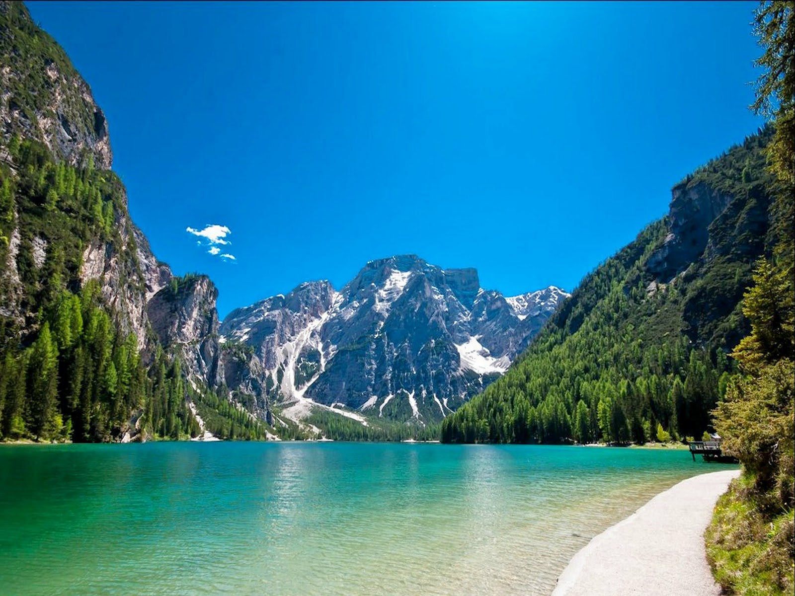 Liqeni Braies - Lago di Braies | Secret World Trip Planner