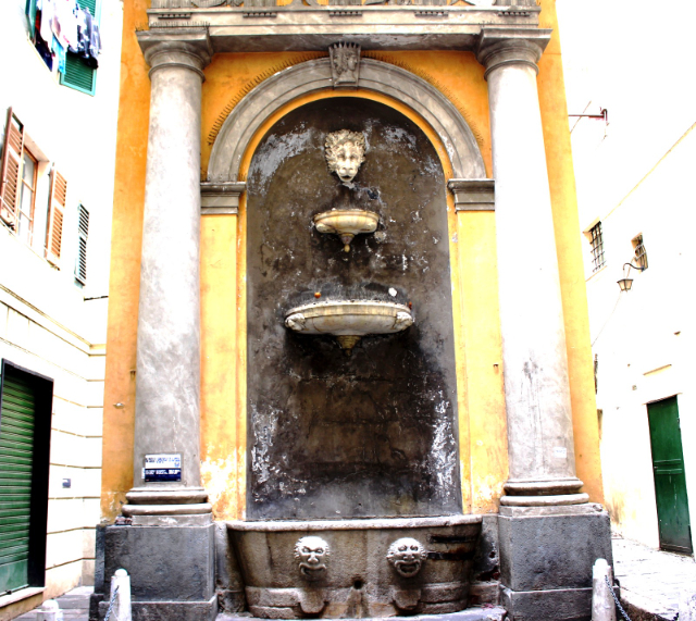 Die Geschichte der berüchtigten Säule - Genova | Secret World Trip Planner