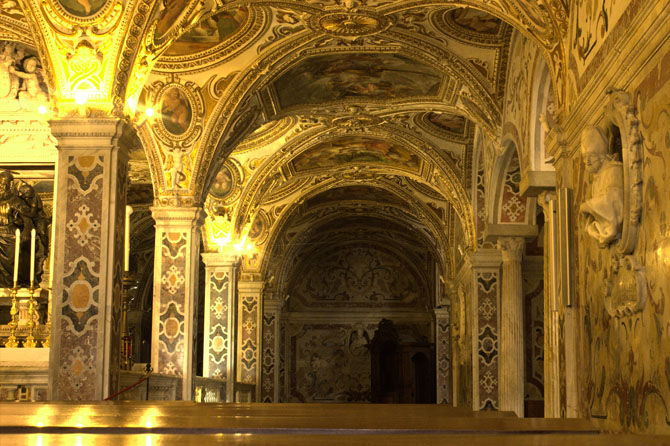 Catedral de Salerno e sua bela cripta