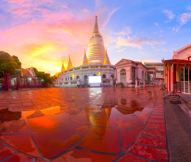 Chùa Prayurawongsawat Worawihan - Khet Thon Buri | Secret World Trip Planner