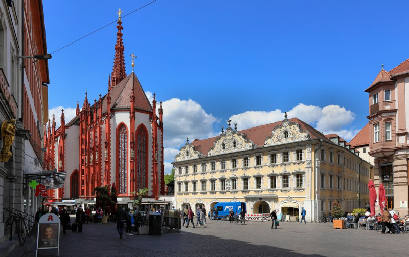 Marktplatz a Falkenhaus