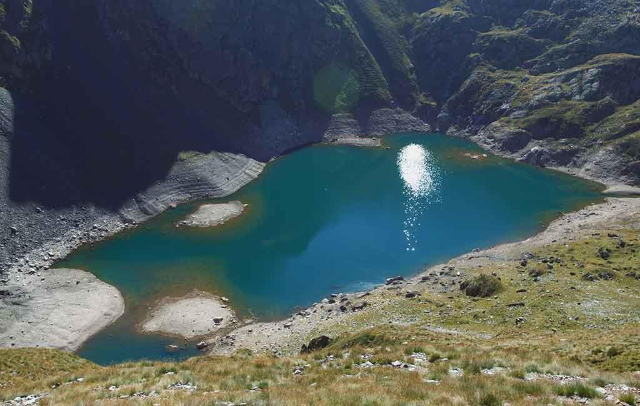 Кӯли Шайтон - Lago del Diavolo | Secret World Trip Planner