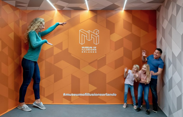 MUSEUM OF ILLUSIONS ORLANDO - Orlando | Secret World Trip Planner