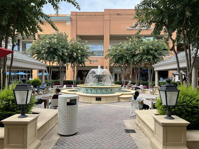 Исследование Short Pump Town Center в Ричмонде - Richmond | Secret World Trip Planner
