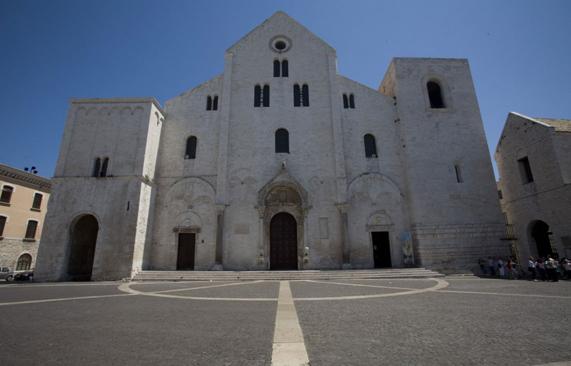 basilica-di-san-nicola-secret-world