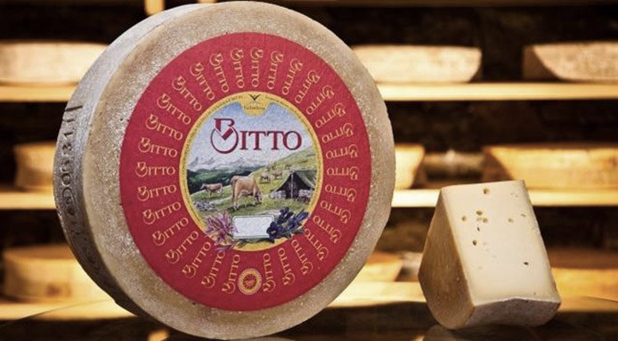 bitto-formaggio-doc-lombardo-secret-world