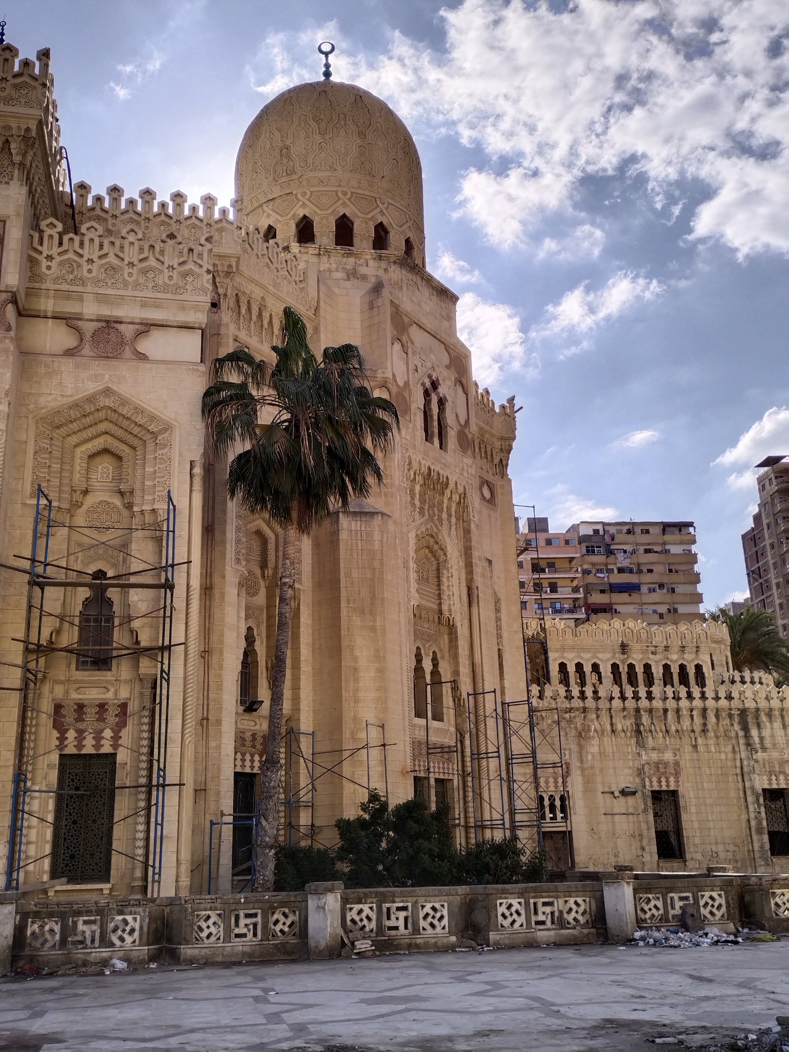 亚历山大 - 阿布-阿巴斯-穆尔西清真寺 - Qesm Al Gomrok | Secret World Trip Planner