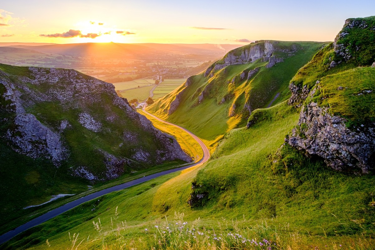 Buxton è una città termale del Derbyshire, in Inghilterra. - Buxton | Secret World Trip Planner