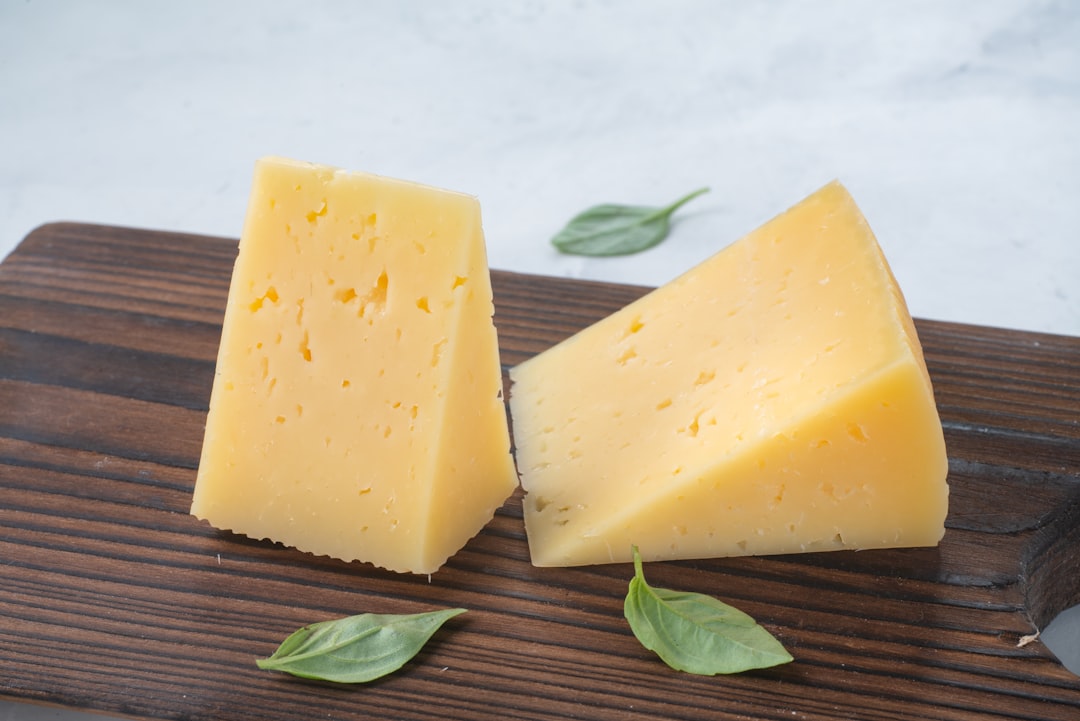 Queso cheddar - Cheddar | Secret World Trip Planner
