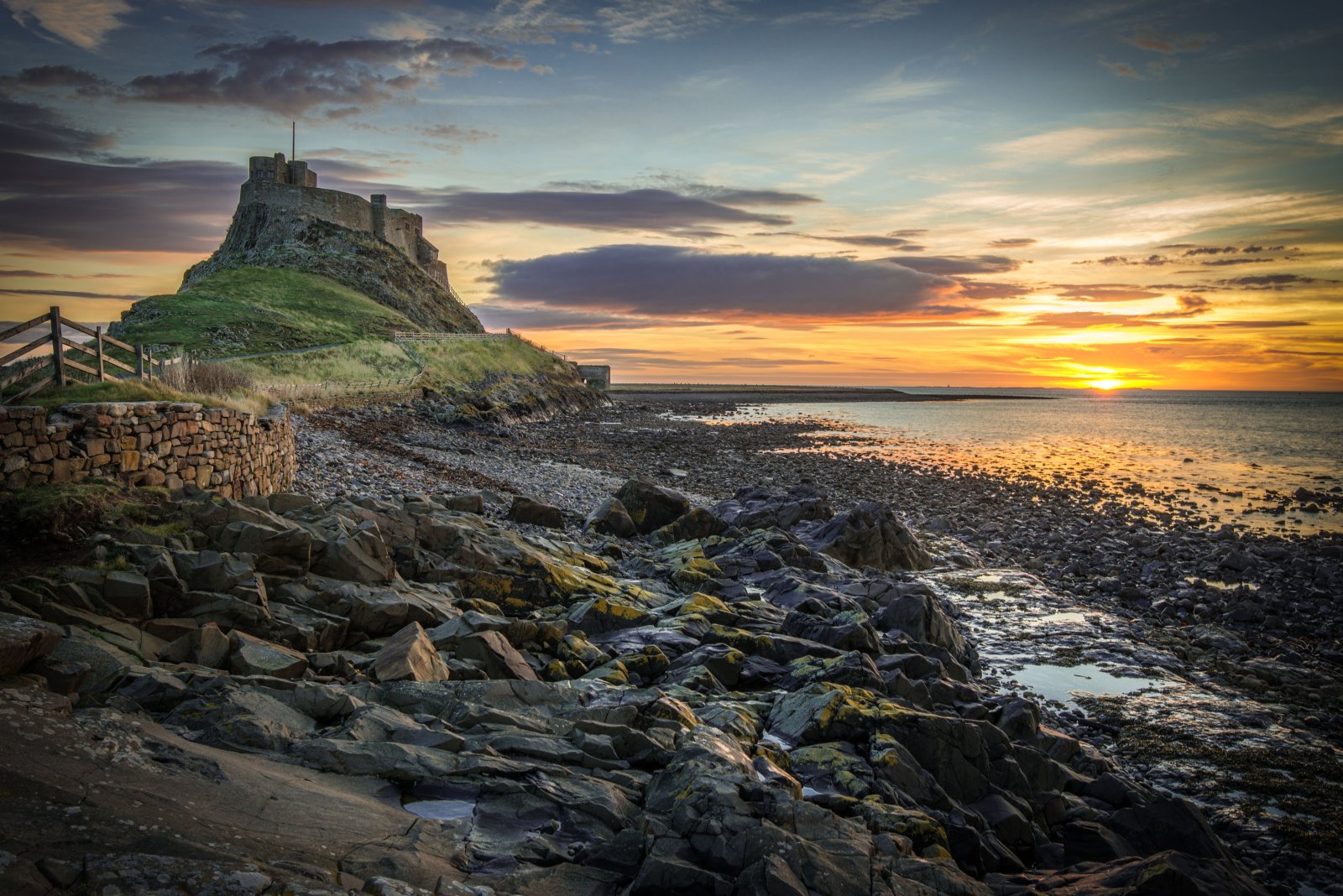 Lindisfarne,又称圣岛 - Holy Island | Secret World Trip Planner
