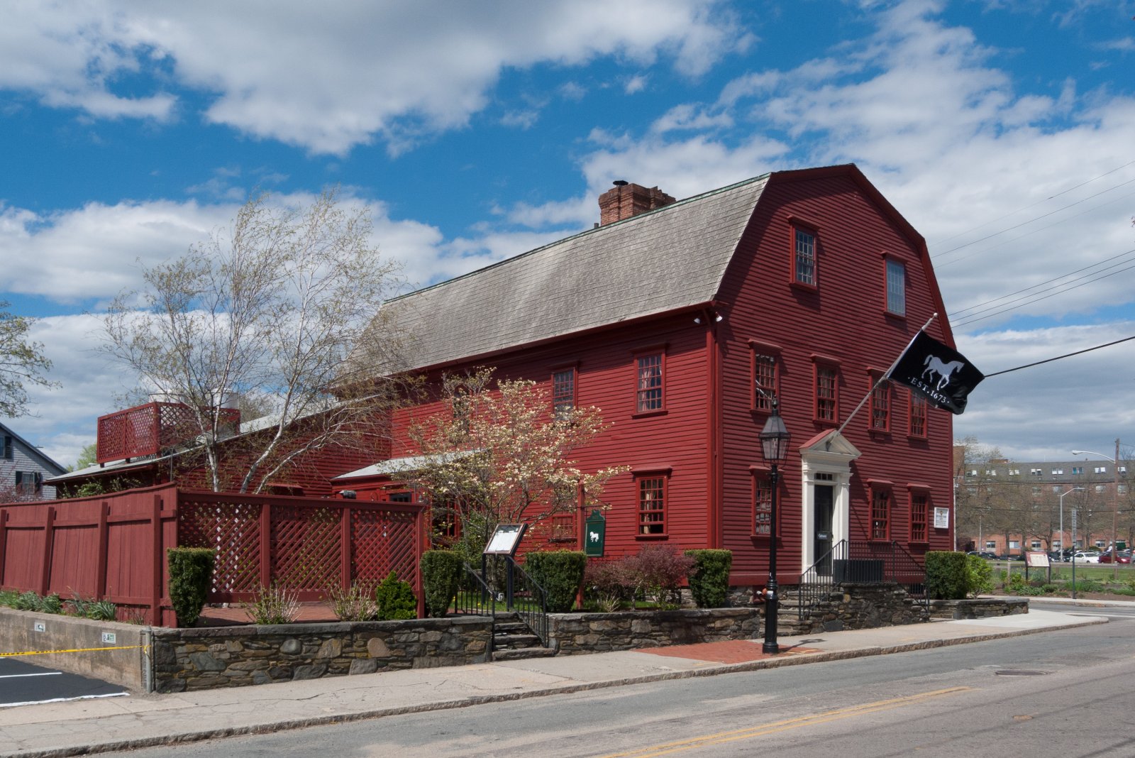 White Horse Tavern Rhode Islandil - Newport | Secret World Trip Planner