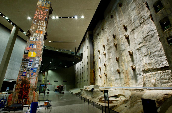 9/11 memorialinis muziejus - New York | Secret World Trip Planner