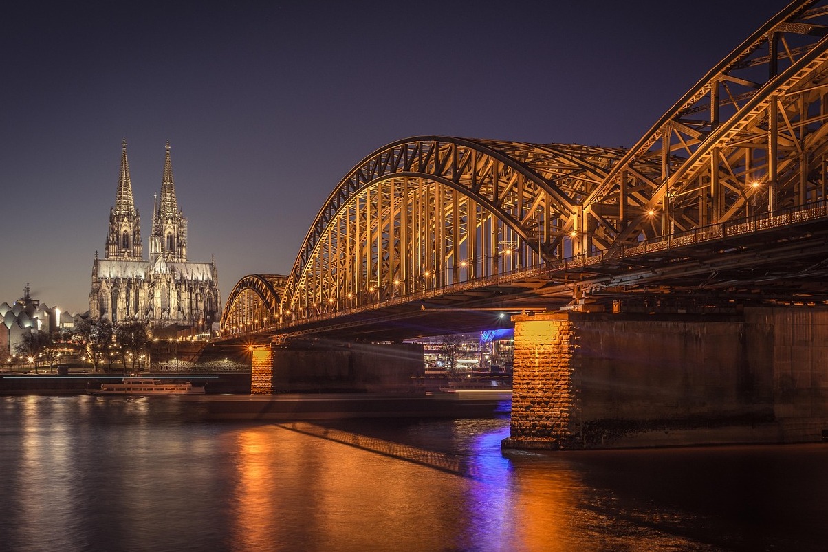 科隆大教堂 - Köln | Secret World Trip Planner