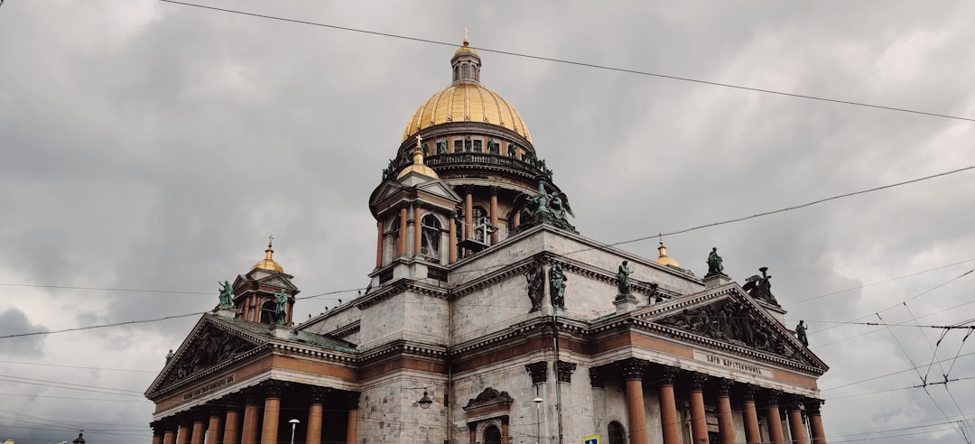Izaoko katedra, Sankt Peterburgas - Sankt-Peterburg | Secret World Trip Planner