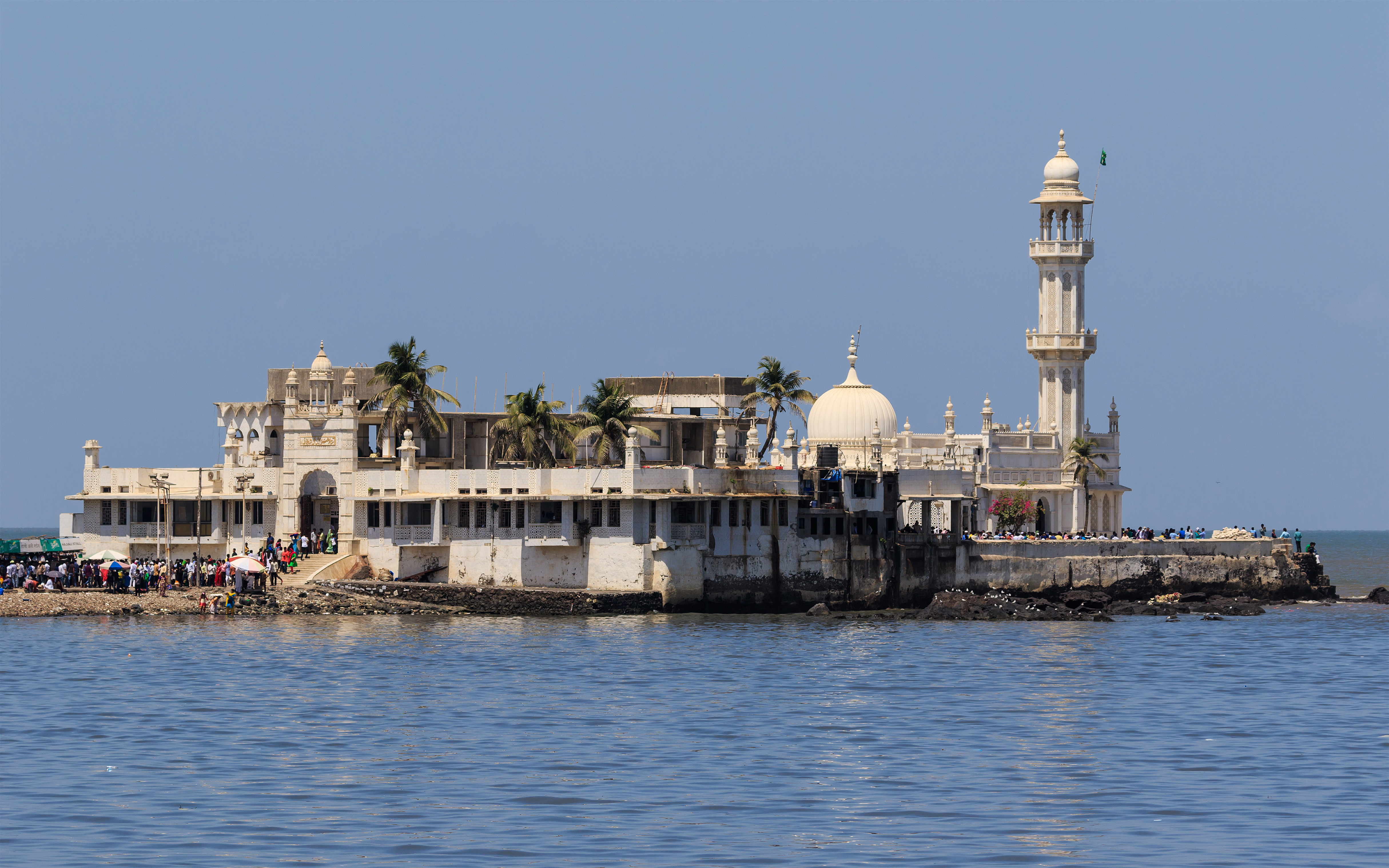 Mumbai: Haji Ali Dargah - una dintre cele mai renumite moschei. - Mumbai | Secret World Trip Planner